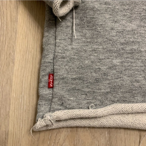 LEVI’S Cropped sweatshirt on grey with logo colour front - Picture 12 of 12